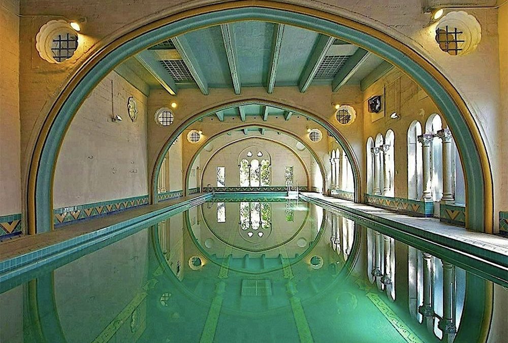 Visit in French of Berkeley’s Architectural Gems (European Heritage Celebration)