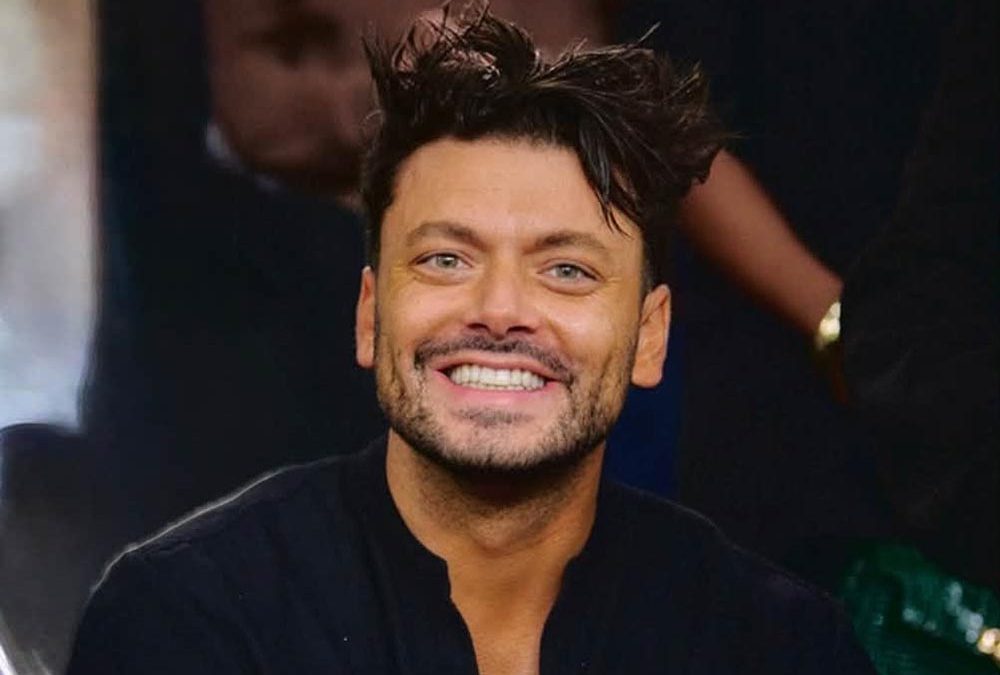 Kev Adams à San Francisco : son nouveau pari, faire rire en anglais !